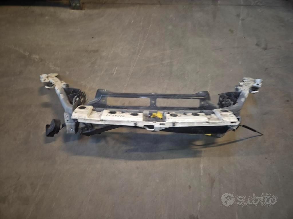Rivestimento Anteriore Per Maserati Levante 2018