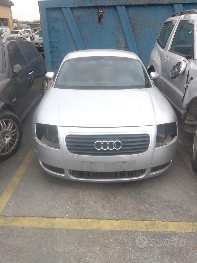 audi TT 2001 1.8 benzina demolito per ricambi