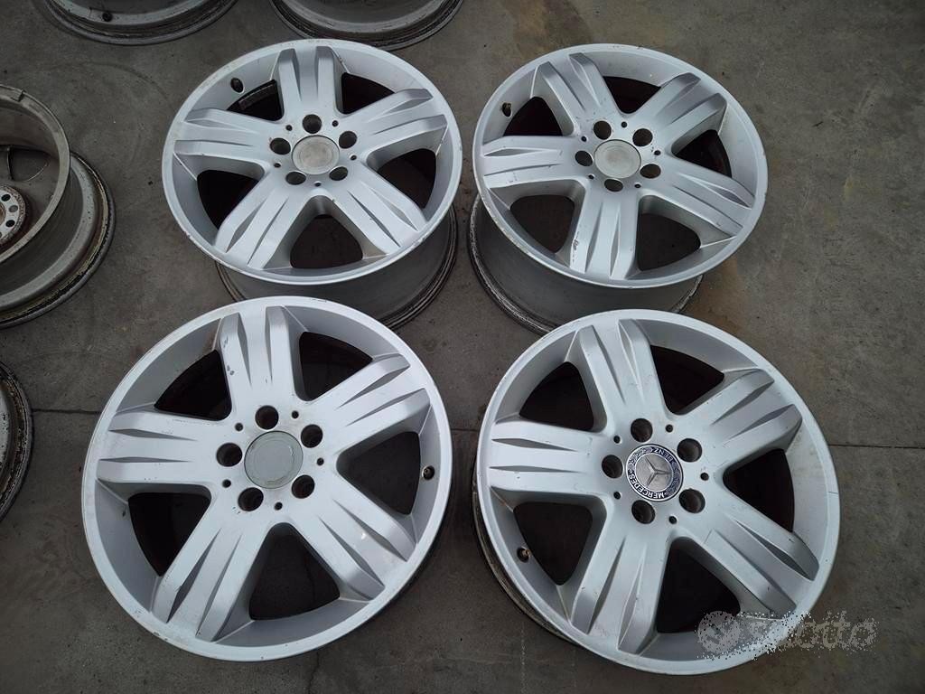 Cerchi In Lega Da 17" Per Mercedes ML W163 2004