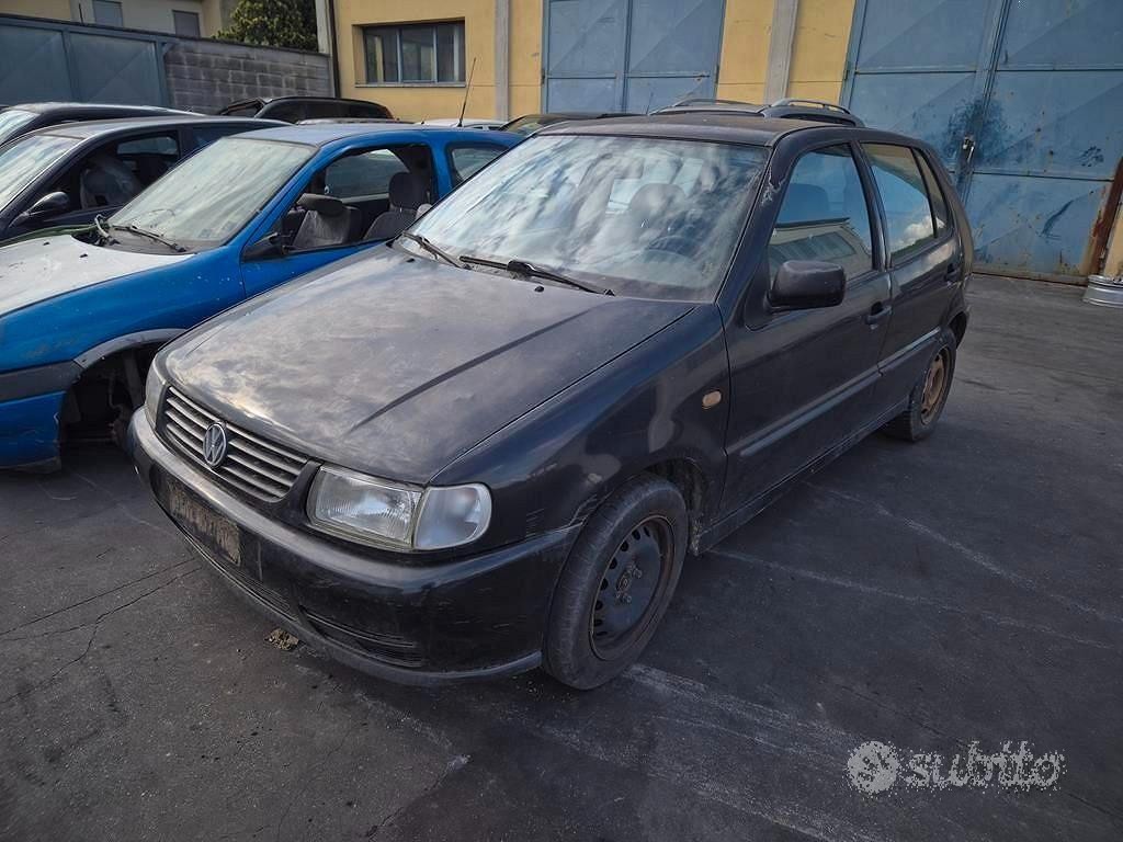 Volkswagen Polo 1998 Demolita - Per Ricambi
