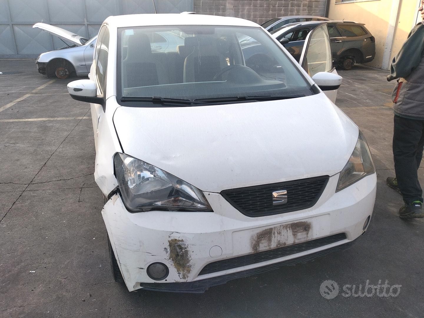 Seat Mii 2015 1.0 Benz CPG demolita per ricambi