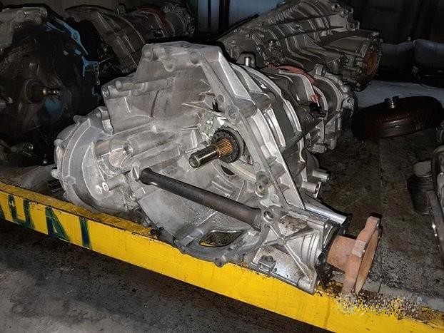 Cambio Manuale Per Audi A5 2.0 TD 4x4 Codice LRV