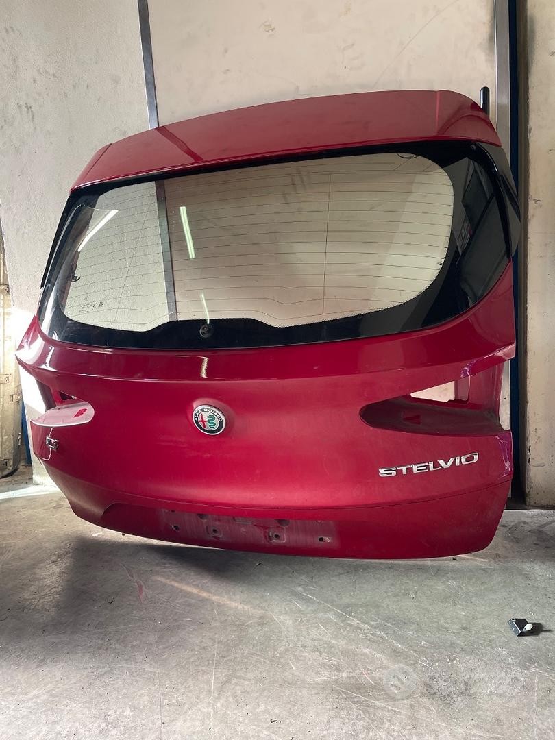 Baule - Portellone posteriore Alfa Romeo Stelvio