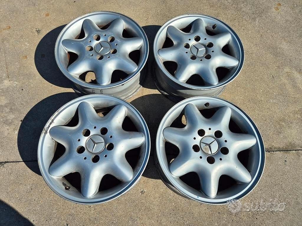 Cerchi In Lega Da 15" Per Mercedes Classe C W203