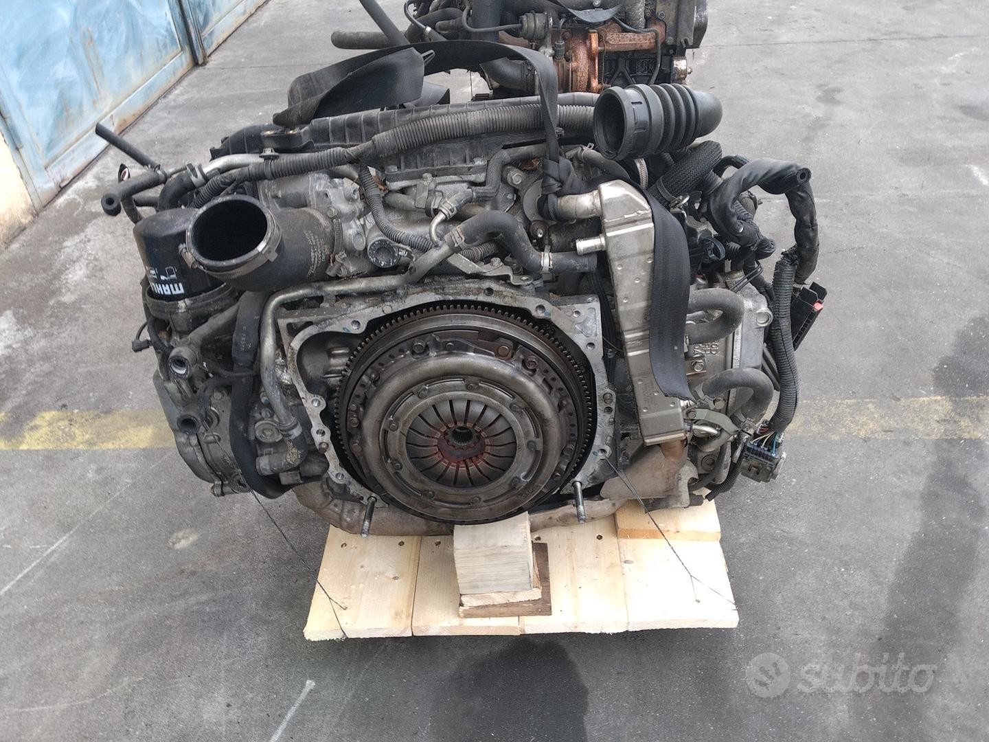 motore Subaru impreza 2.0td EE20 fuso per ricambi