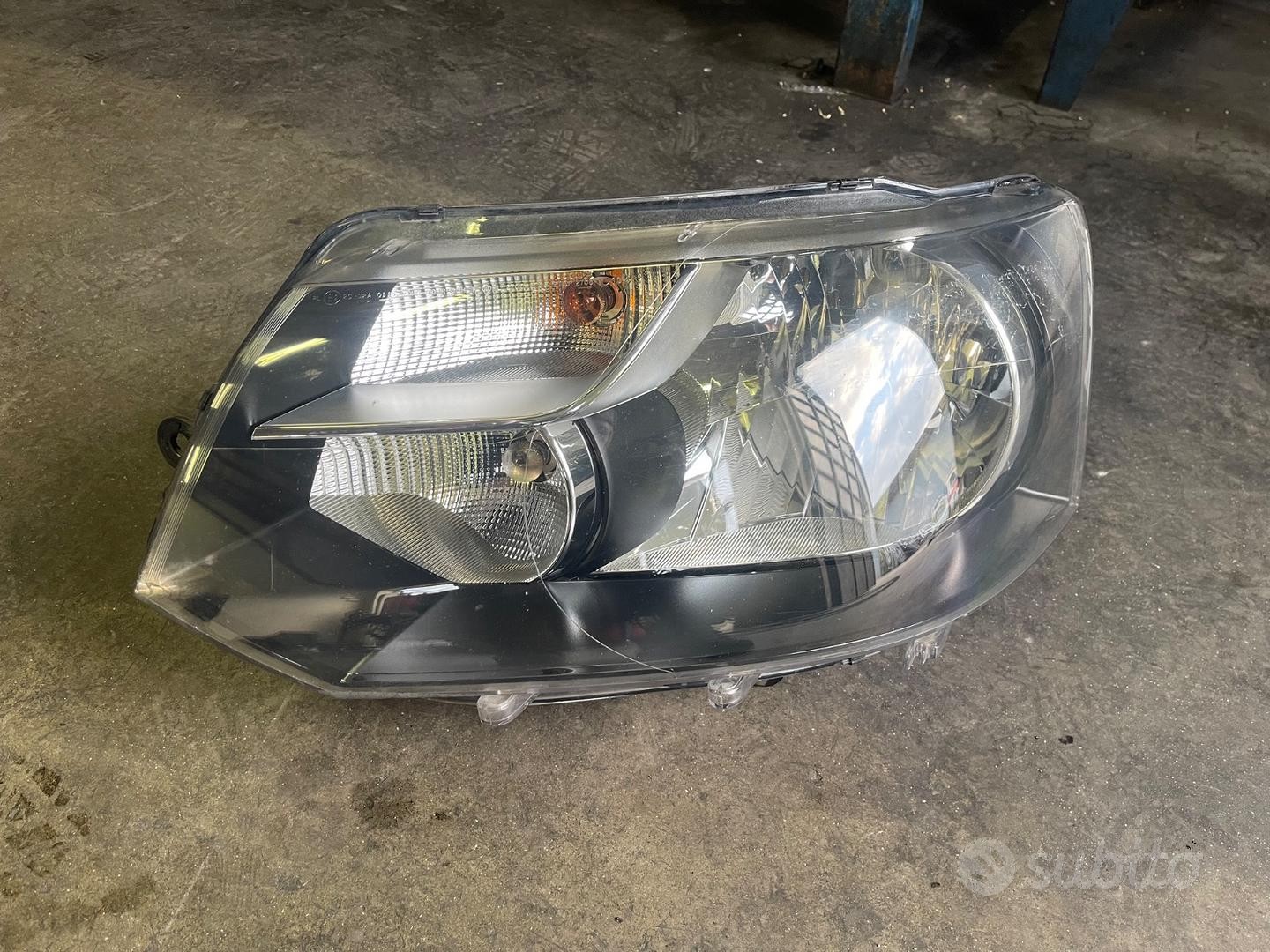 Faro - Fanale anteriore sx alogeno Volkswagen T5