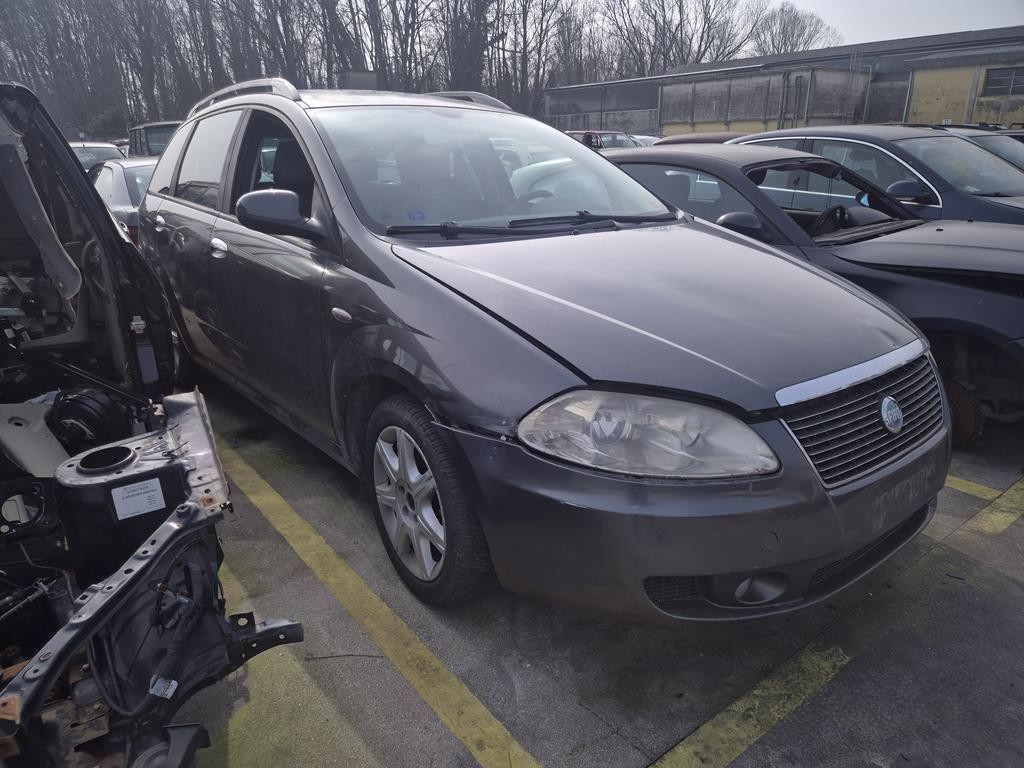 Fiat Croma 2006 Demolita - Per Ricambi