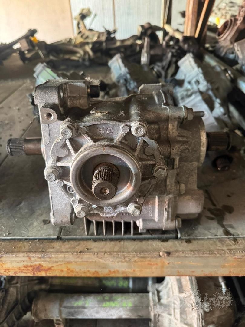 RIDUTTORE RIPARTITORE audi RS3 8Y 2022 UZZ DNW