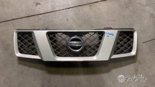 Mascherina Anteriore Per Nissan Navarra 2006