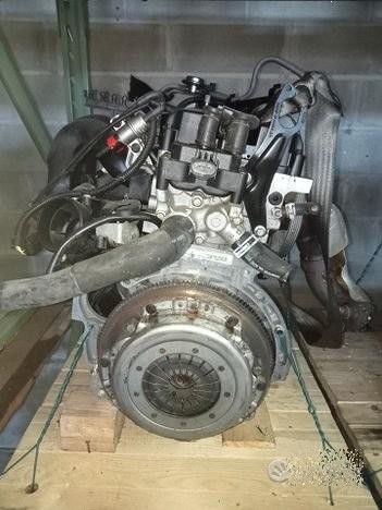 Motore Per Ford Focus 2004 1.6 Benzina Sigla FYDB