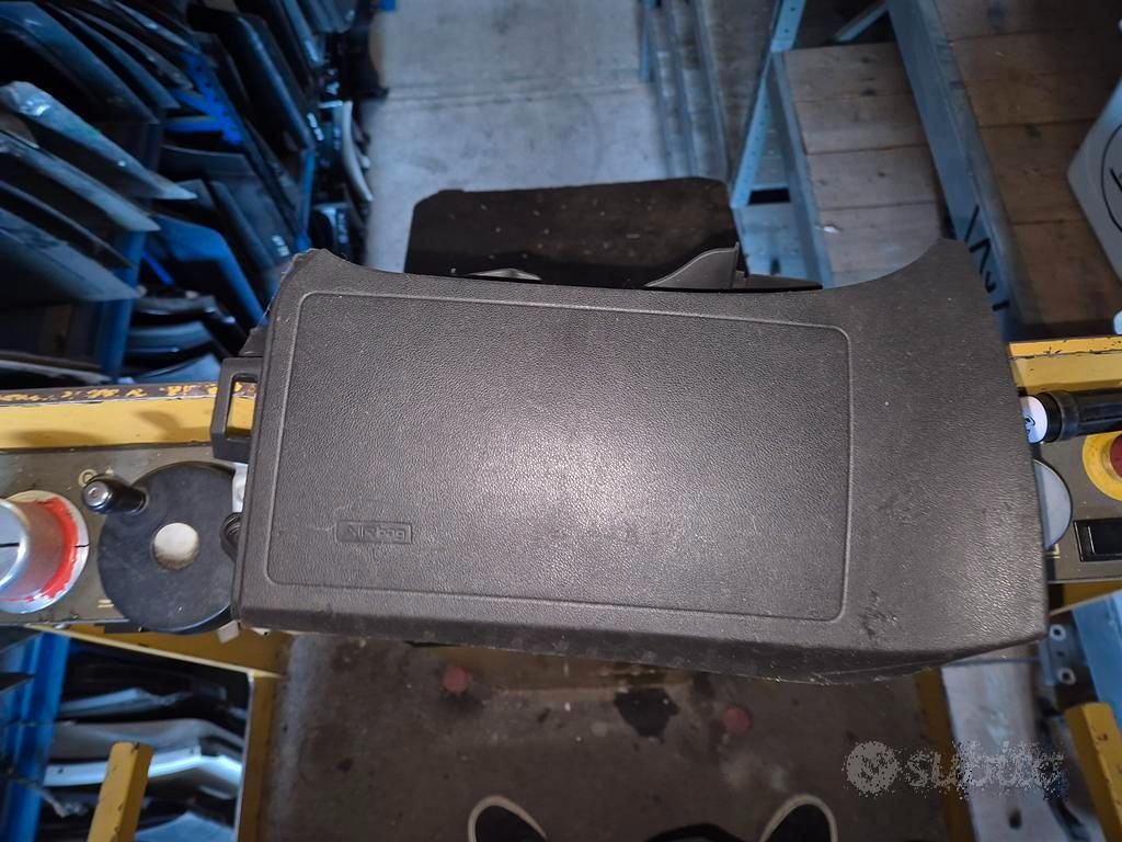 Airbag Ginocchio Per Fiat Grande Punto Evo 2011