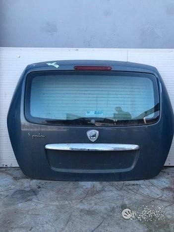 Baule - Portellone Per Lancia Y 2007