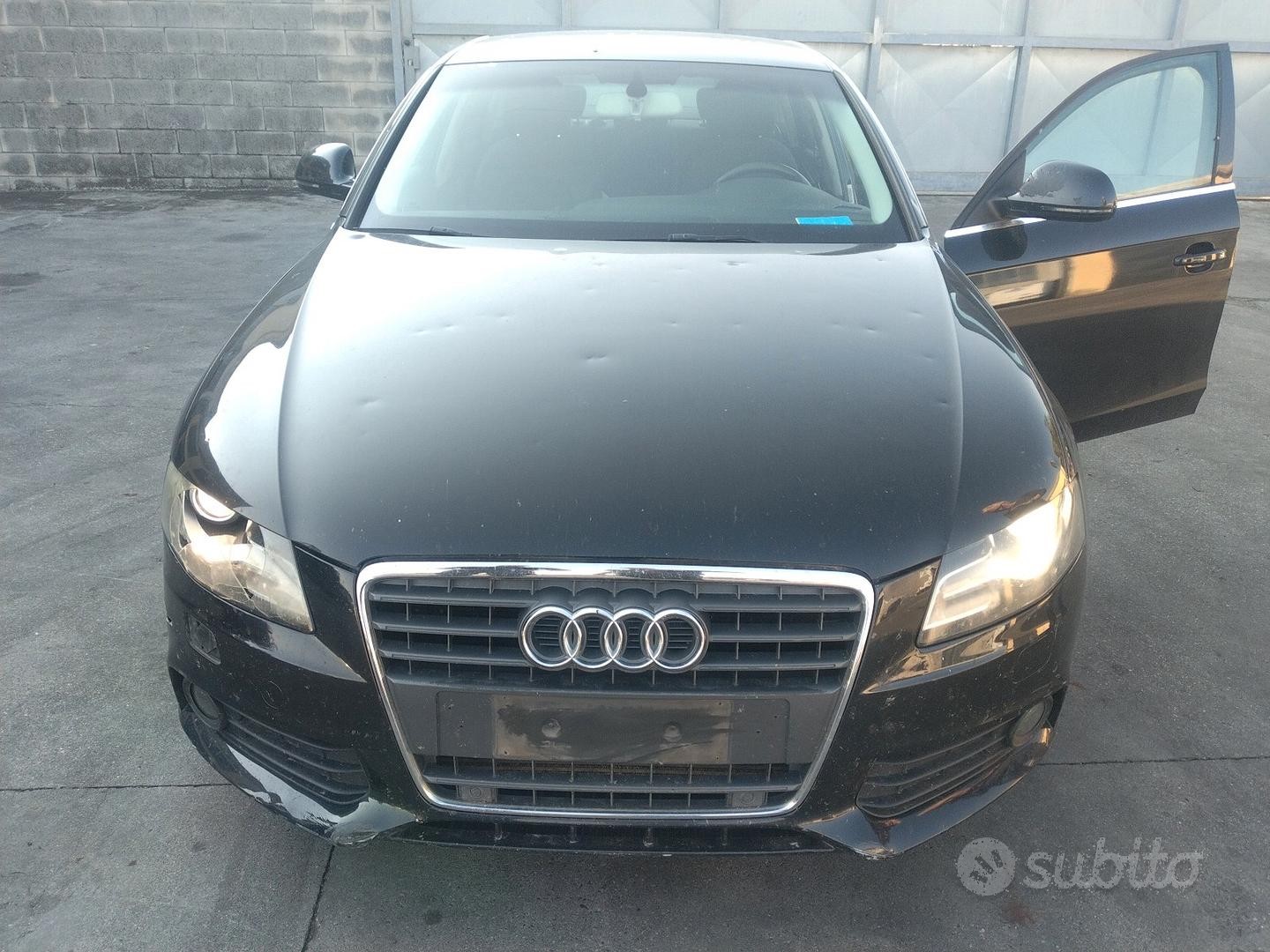 AUDI A4 b8 2011 2.0TDI CAG Automatico PER RICAMBI