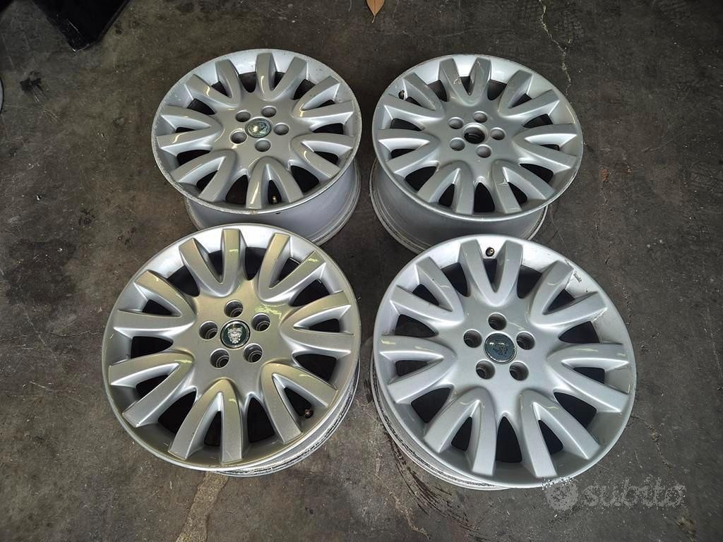 Cerchi In Lega Da 19" Per Jaguar XJ8 2004 X350