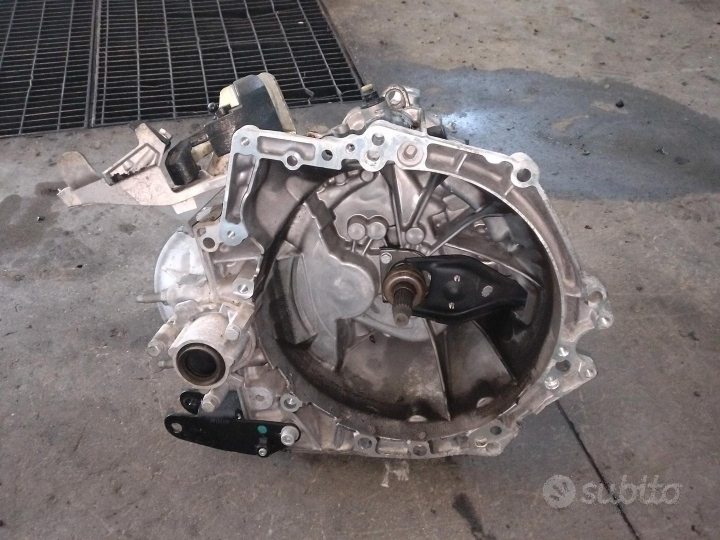 cambio manuale Opel corsa F 1.5td YH01 2021