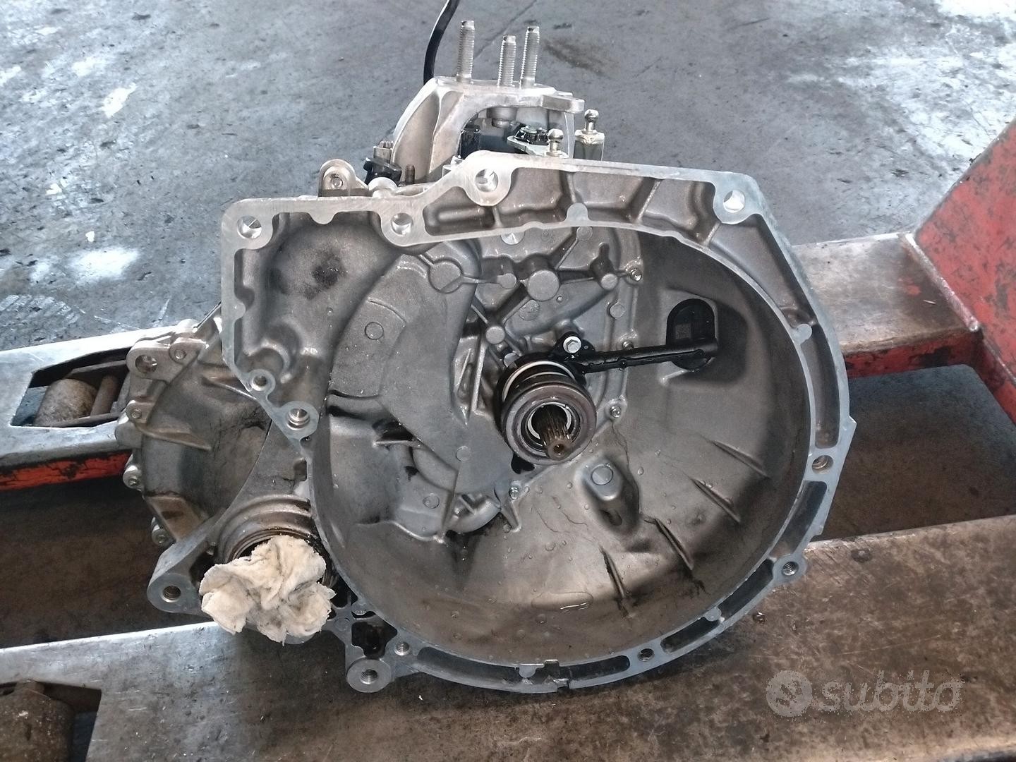 CAMBIO FORD FIESTA 2020 1.5TD 6 marce H1BR7002FFB