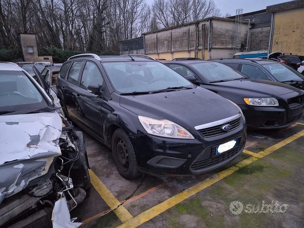 Ford Focus 2009 Demolita - Per Ricambi