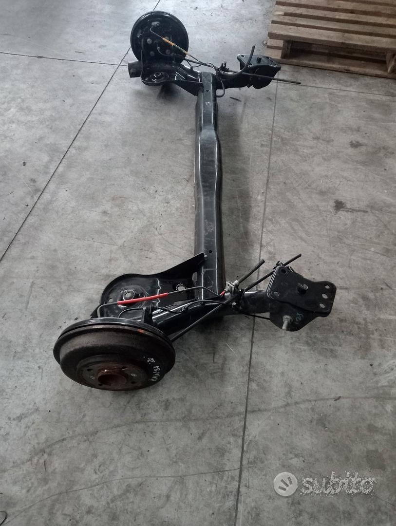 Ponte Posteriore Per Mahindra KUV 100 NXT K6+ 2016