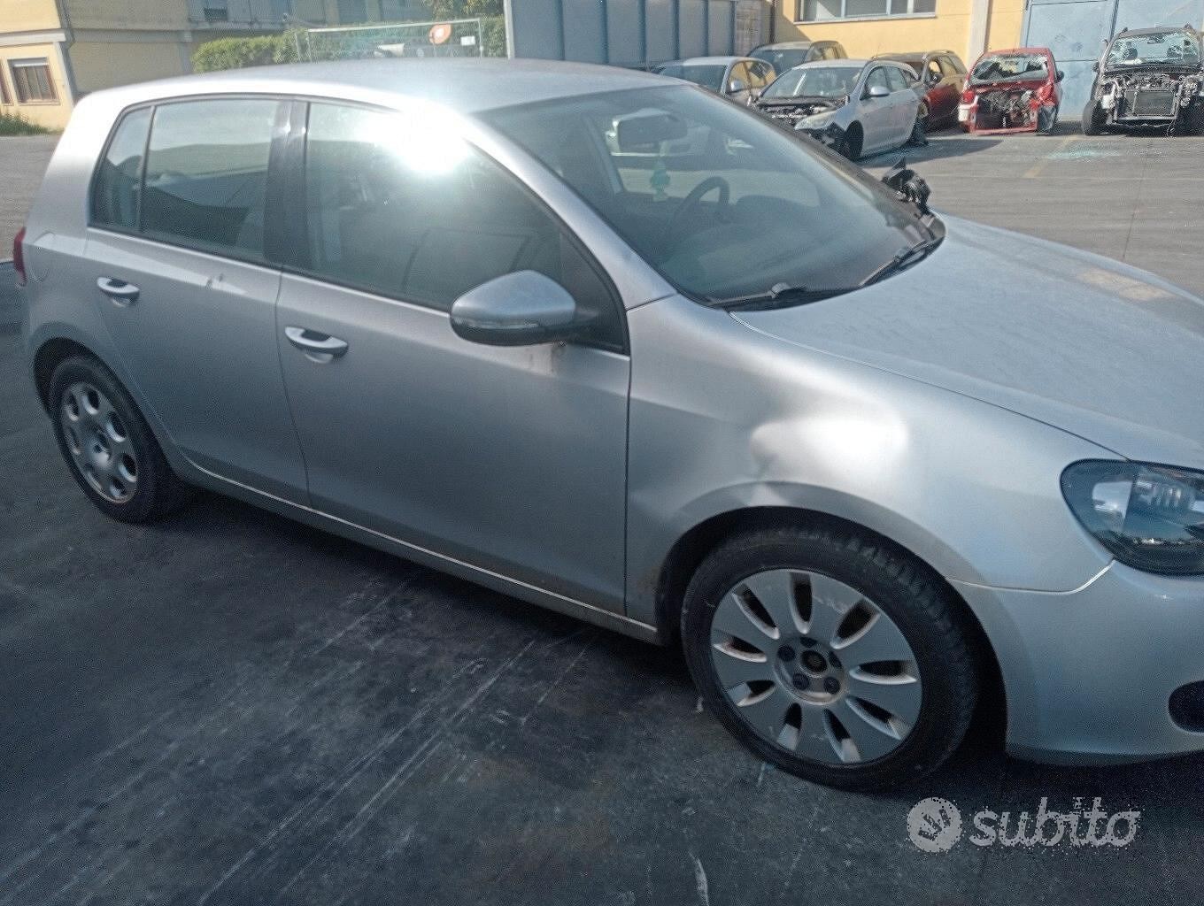 Volkswagen Golf 6 1.6 Benzina CHG Per Ricambi 2011