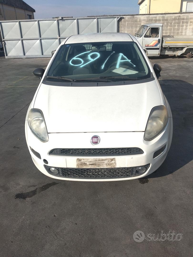 FIAT GRANDE PUNTO EVO demolito per ricambi