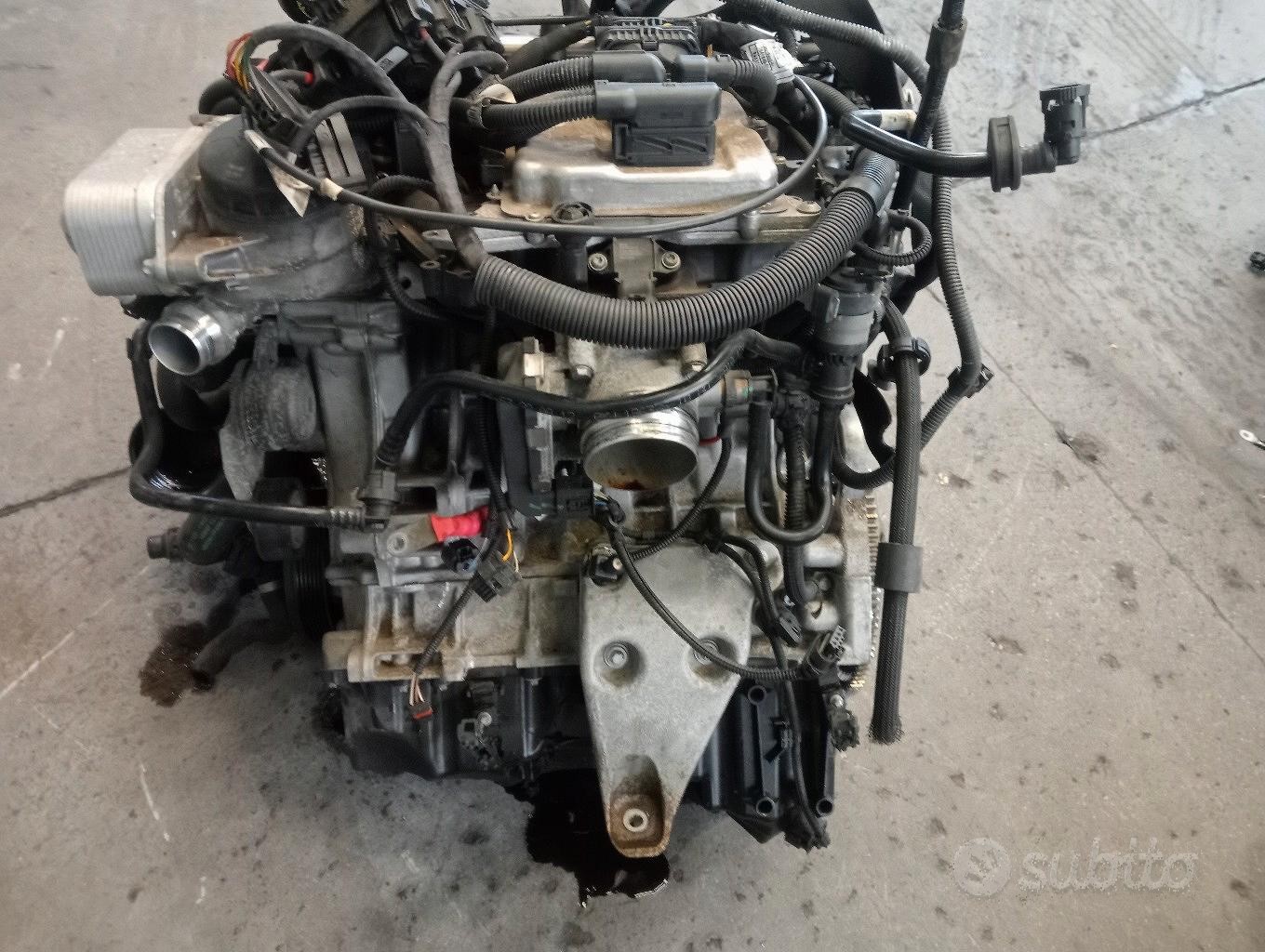 motore BMW f30 2.0benzina N20B20A fuso per ricambi
